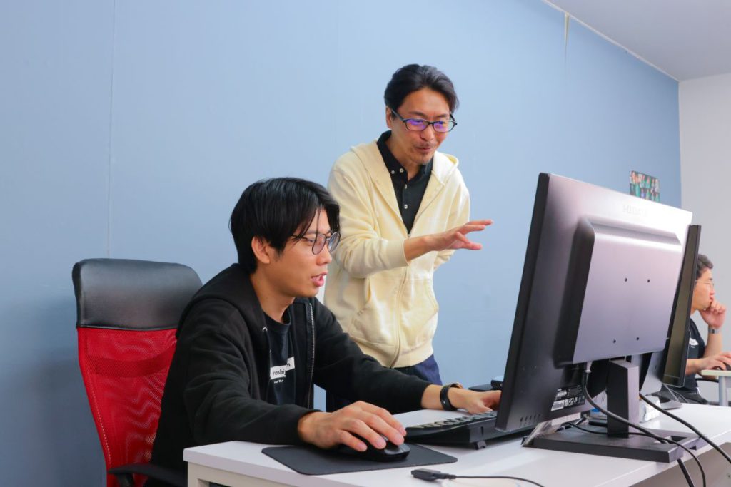 WEBシステム開発の打合せ風景