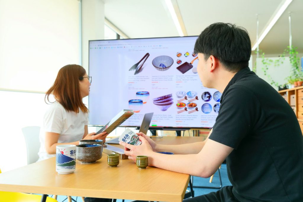 EC事業部打合せ風景